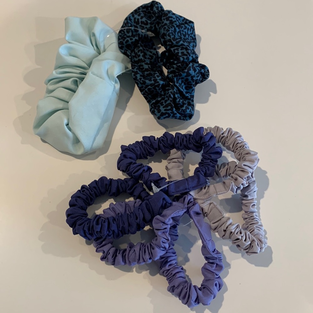 Brand new hair ties (but without tags) from ATHLETE.